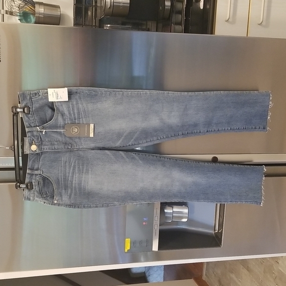 WIT & WISDOM 'Ab'Solution High Waist Raw Hem Crop Slim Straight Leg Jeans 6 NWT - Picture 8 of 15